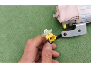 Подушка безопасности в сиденье Volkswagen Golf VII