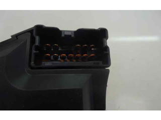 Ручка стеклоочистителей    Nissan Almera Tino