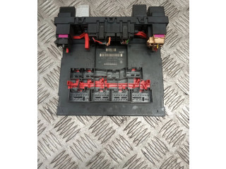 Блок предохранителей 3C0937049E Skoda Octavia Mk2 (1Z)