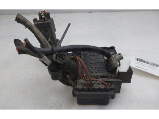 Блок предохранителей 6R0915345E Skoda Fabia Mk2 (5J)