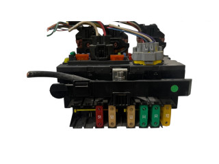 Pojistková skříňka Řídící jednotka BSM 9807028580 Peugeot 3008 I 2010