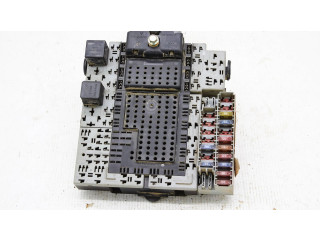 Блок предохранителей 9401802 Volvo XC90