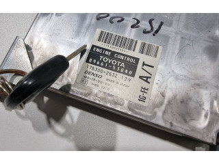 Блок управления двигателя 8966153040 Lexus IS 200-300