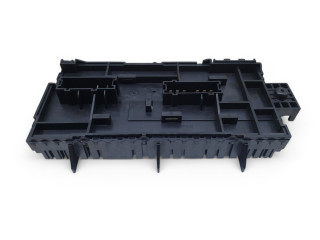 Pojistková skříňka A2469067100 Mercedes-Benz GLA W156 2016