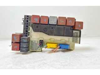 Блок предохранителей P8200031557, 21656615A   Renault Clio II    