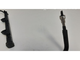 Vstřikovací lišta 04593923AA Chrysler Town & Country V pro benzínový motor 3.6