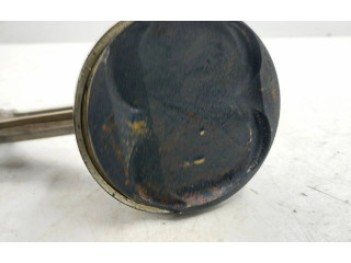  Поршень с шатуном    Maserati Quattroporte  