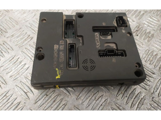 Блок предохранителей 8200033521B   Renault Scenic I    