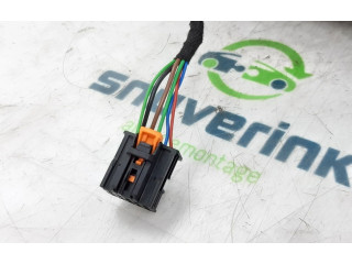 Зеркало (механическое)       Peugeot 2008 II  2019 -  года   