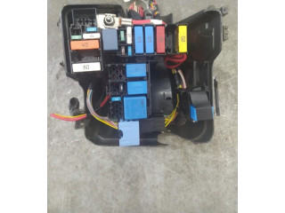 Комплект блоков управления 681037125R Dacia Sandero