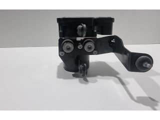 Блок АБС P31317378, 31317378   Volvo  C30  2010 - 2013 года