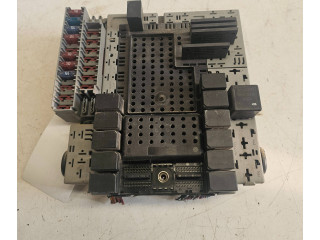 Блок предохранителей  9494673   Volvo S80    