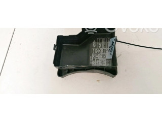   Pojistková skříňka 30865330, 72544482   Volvo S40, V40 1998