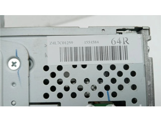 Радио/ проигрыватель CD/DVD / навигация