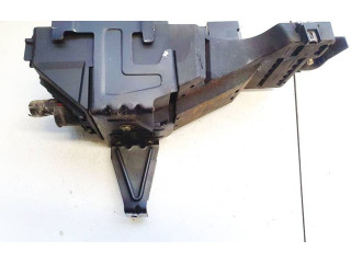 Блок предохранителей  9441606, 9441607   Volvo S80    