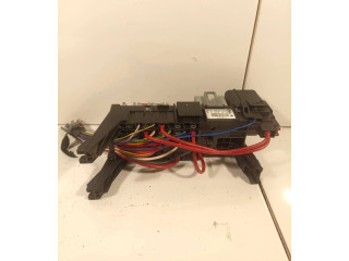 Блок предохранителей Dpn13800159hwb   Volvo S60    