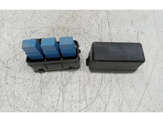 Pojistková skříňka 64200049 Nissan Navara 2011