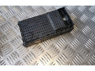 Блок предохранителей 9452772, 9452773   Volvo S80    