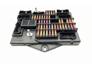 Блок предохранителей 2W9314A073CE, 2W9314A073CE Jaguar XJ X350