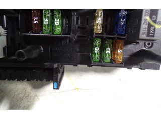 Pojistková skříňka Řídící jednotka BSM A2049004203, 016706581A Mercedes-Benz GLK (X204) 2012