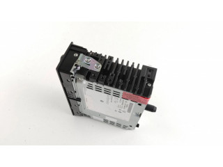 Радио/ проигрыватель CD/DVD / навигация