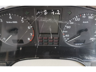 Přístrojová deska  Audi A8 S8 D2 4D 1997 81117764, 110008639  