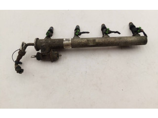 Топливная рампа 12577265 Chevrolet Cavalier