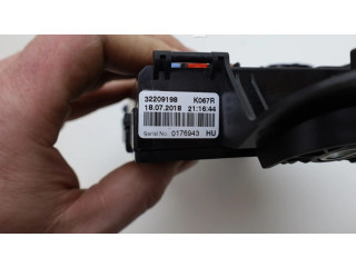   Pojistková skříňka 32209198, 32209198   Volvo V60 2019