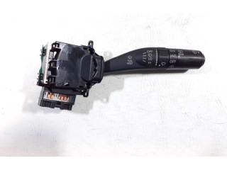 Ручка стеклоочистителей Subaru Legacy