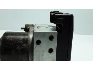 Блок АБС 4451060030, 211607112069 Toyota Land Cruiser (HDJ90) 1996-2002 года