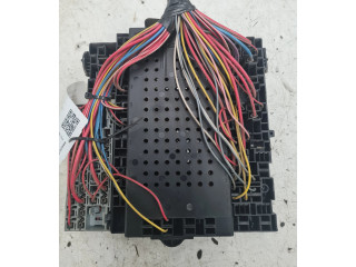 Блок предохранителей 8676286, 8676286 Volvo V70