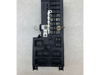 Блок предохранителей  30728008, 518828108   Volvo V70    