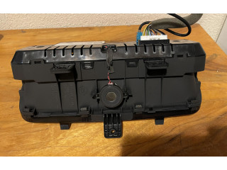 Панель приборов 8022037030, LCF10SYC30 SsangYong Korando