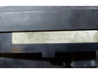 Блок предохранителей YQE102830 Rover 200 XV