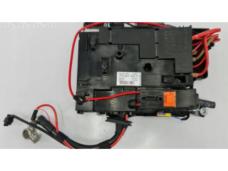 Pojistková skříňka 7P0937548H Porsche Cayenne (92A) 2011