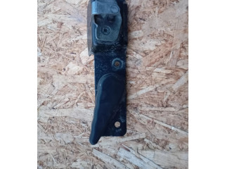 Замок багажника 323112, 93852931    Renault Trafic II (X83) 2002 - 2014 года