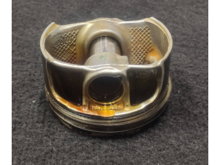  Поршень B420T2 82L233  Volvo XC60  