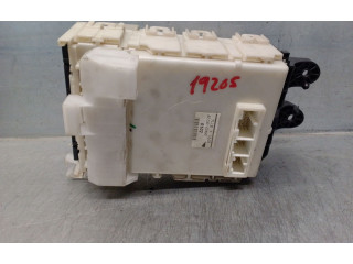 Pojistková skříňka Řídící jednotka BSM 8273012400 Toyota Corolla E140 E150 2008