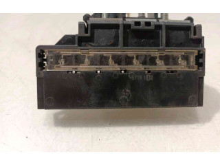 Pojistková skříňka 284B07078R Renault Captur II 2021