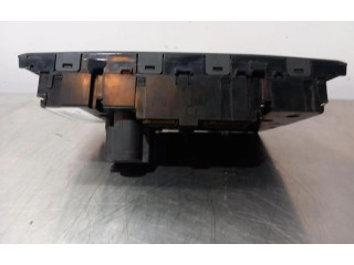 Блок управления климат-контролем 8691876   Volvo V70