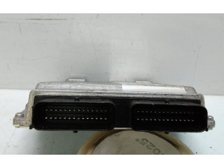 Блок управления 67R016044 Dacia Sandero