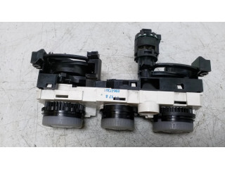 Блок управления климат-контролем P7820A221Y, 69660063   Mitsubishi Colt