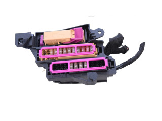 Блок предохранителей  8K2971845B   Audi A5 8T 8F    