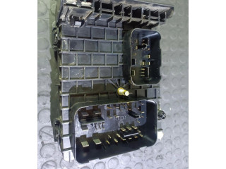 Блок предохранителей 1K0937124H Audi A3 S3 8P