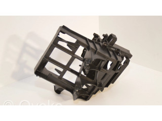 Другая деталь салона