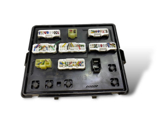 Блок предохранителей 03MY100A, 03K09D SsangYong Rexton