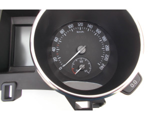 Спидометр (приборный щиток) 5L0920840F Skoda Yeti (5L)