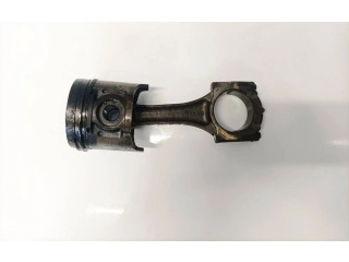 Поршень с шатуном Mazda 626