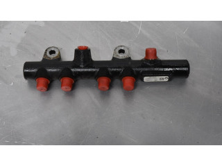 Vstřikovací lišta 8201157327   Nissan NV200     