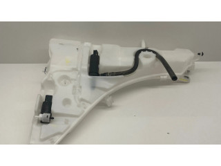 Бачок оконной жидкости